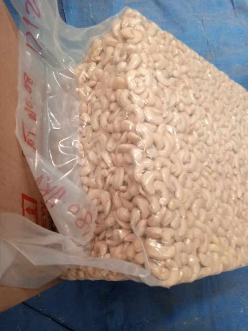 A Grade Cashew Nuts Kernel W240, W320