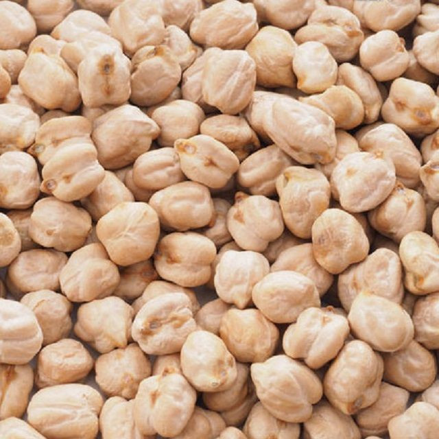 Organic Kabuli chickpeas