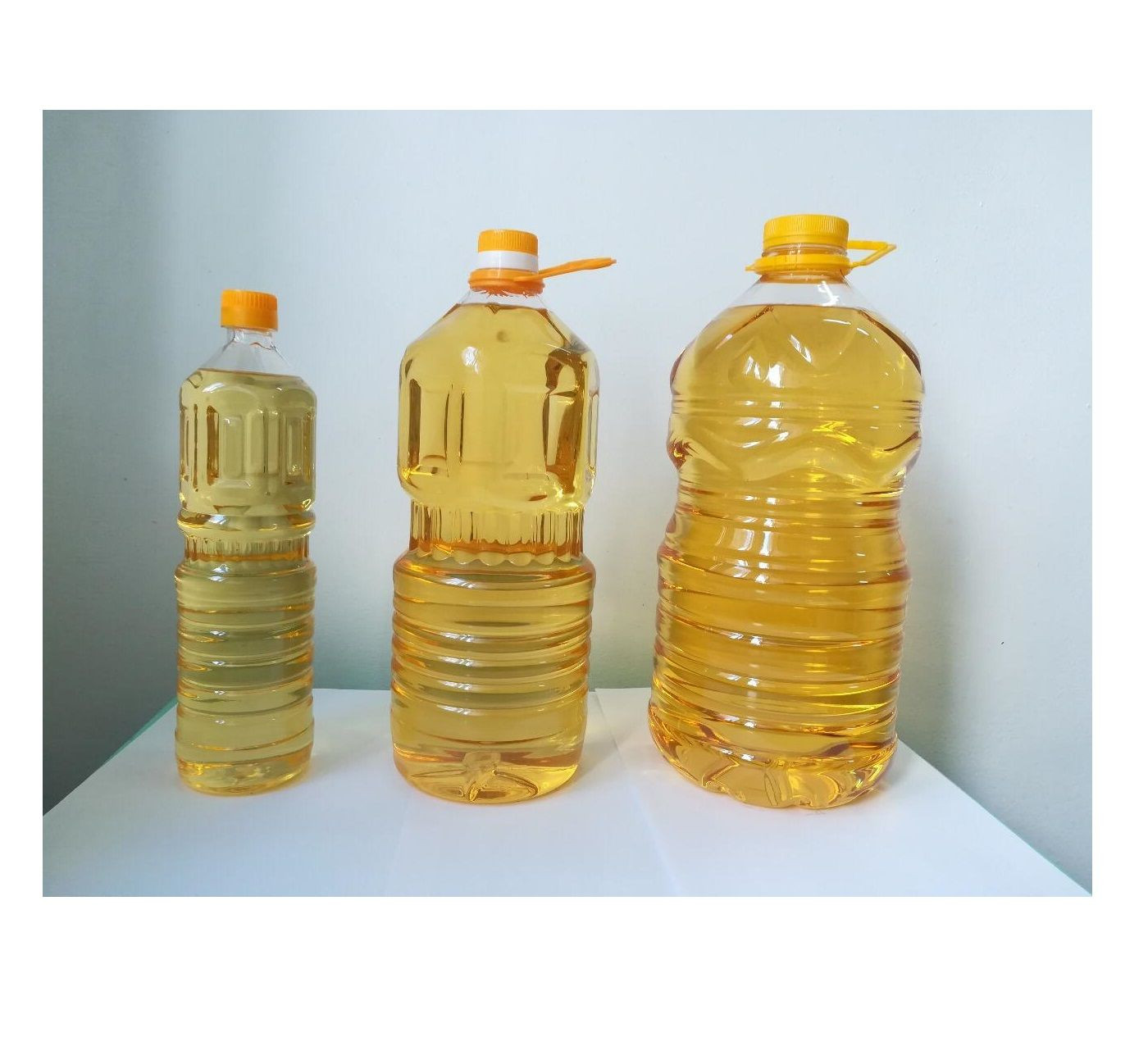 Pure Quality Refined Sunflower Cooking Oil.